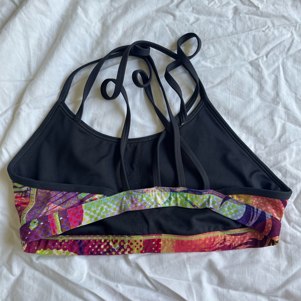 Reebok multi colored sports bra size medium